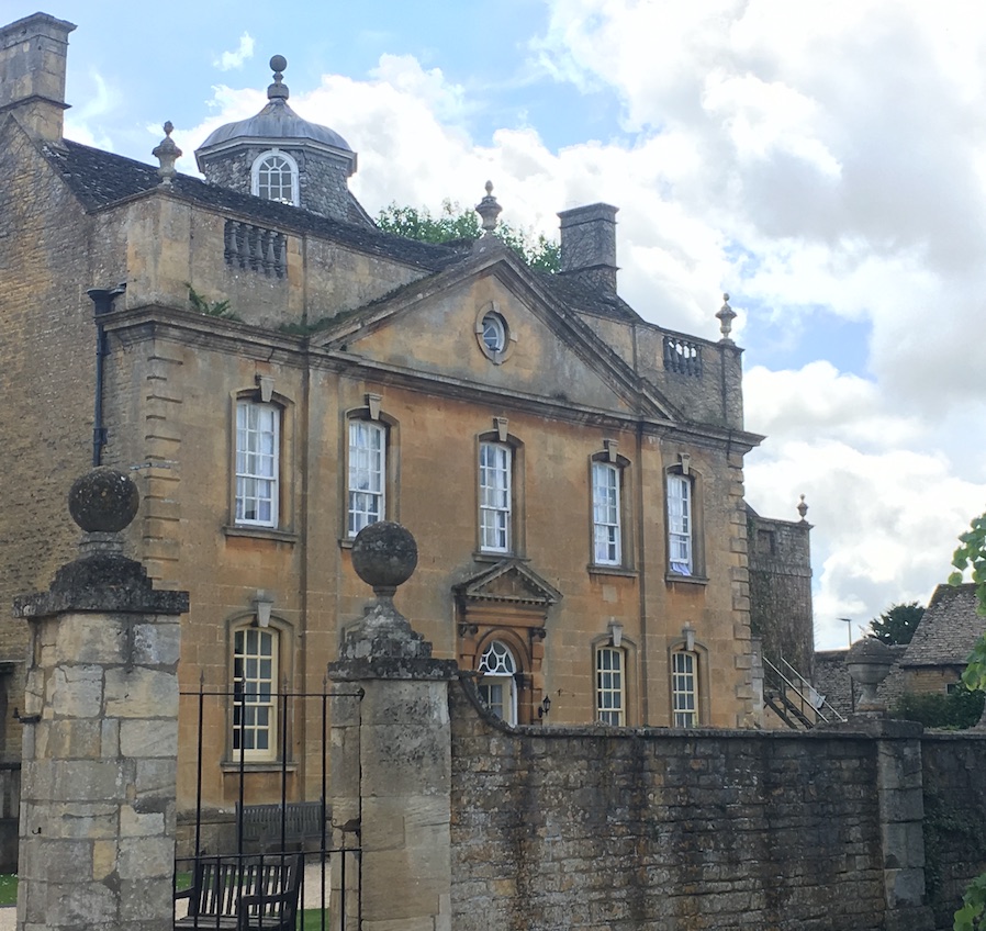 Les Cotswolds, so British