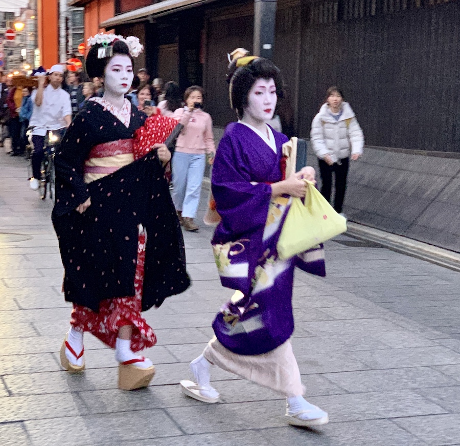 Kyoto Gion Geishas