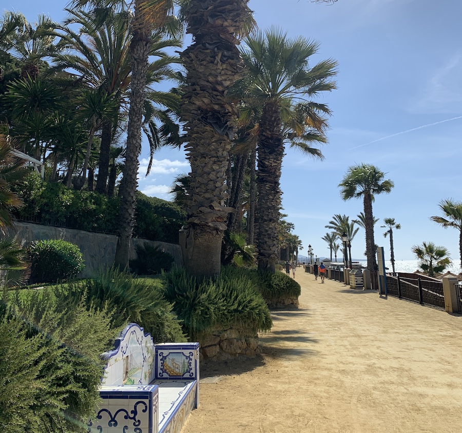 Marbella promenade mer plage