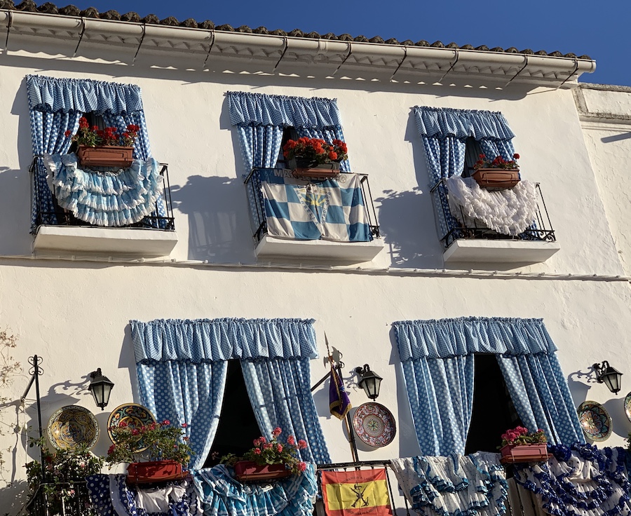 Old Marbella rideaux bleus