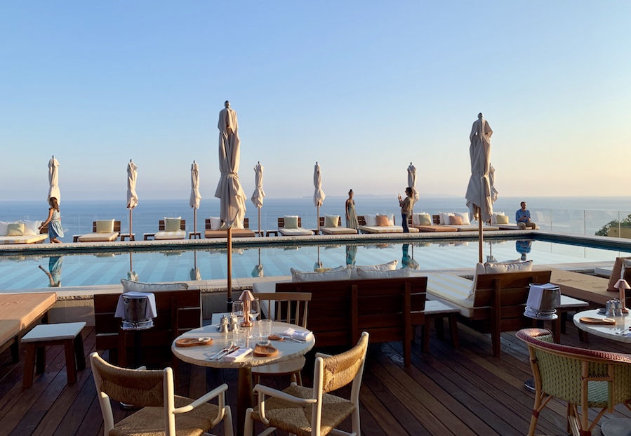 Hotel Gigaro vue mer piscine