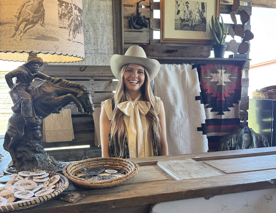 Texas shop festival Roundtop